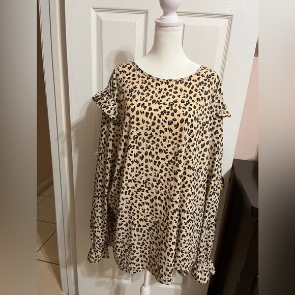 (26) Boohoo Light/Dark Brown Leopard Print Women's Top With Ruffle Details - Picture 1 of 15